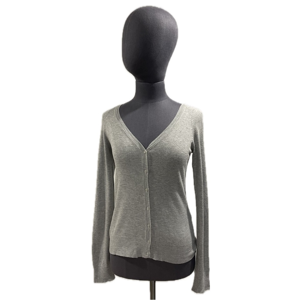 Elegant Women's Gray Cardigan